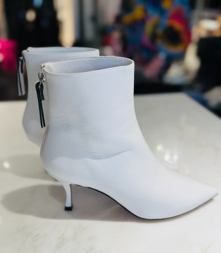 STUART WEITZMAN 'Juniper 70' Pointed Booties