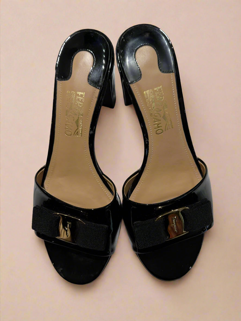 SALVATORE FERRAGAMO 'Yara Bow"  Sandals