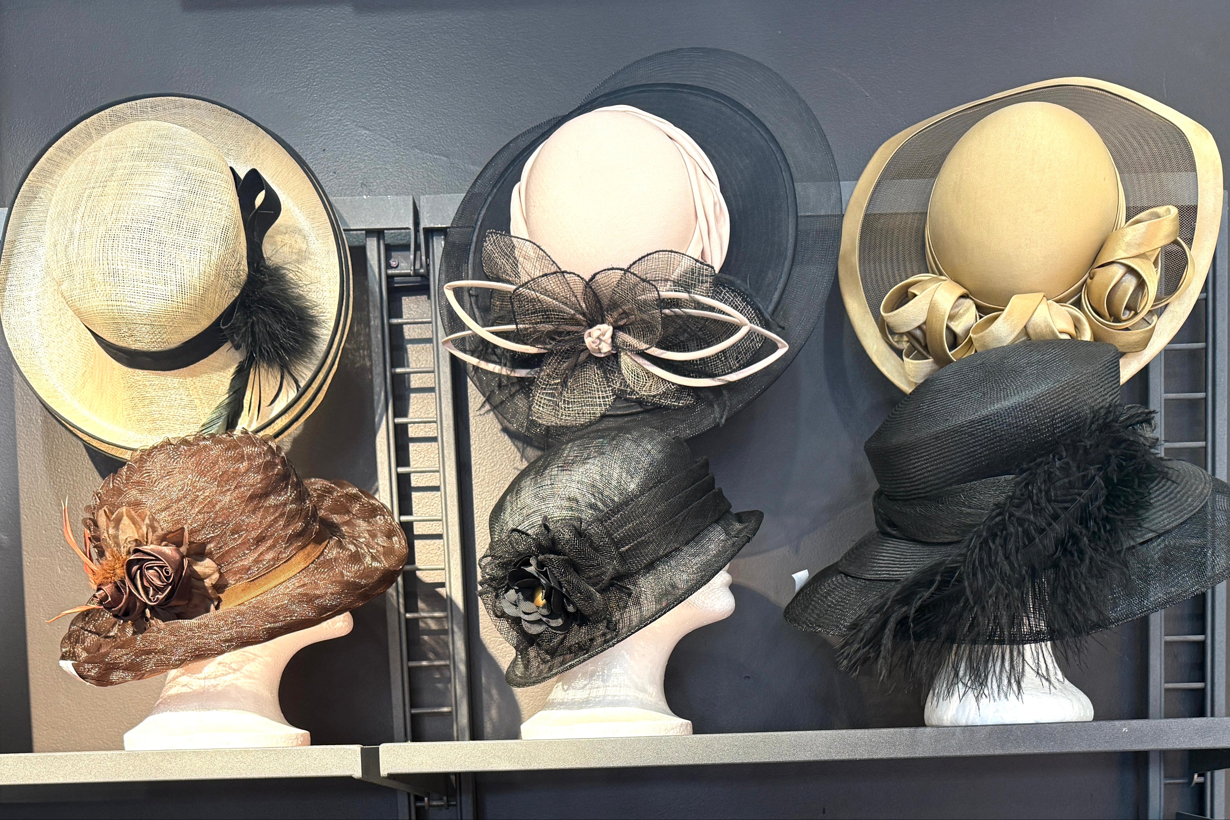 FASCINATORS , HATINATORS & HATS Many in Store – RENEWDESIGNERRECYCLE