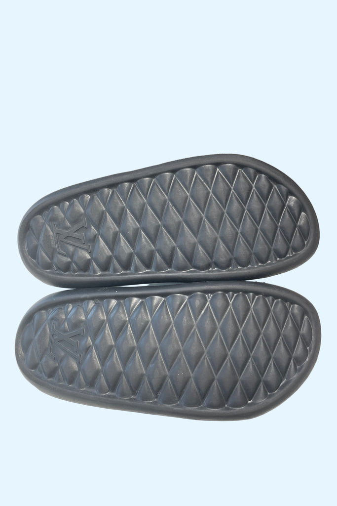 LOUIS VUITTON "WaterFront" Mule