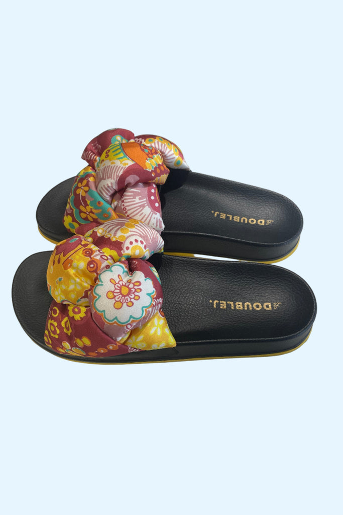 LA DOUBLE J "Trecia" Slides