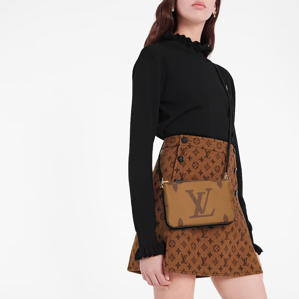 LOUIS VUITTON "Reverse Monogram Double Zip" Pouchette